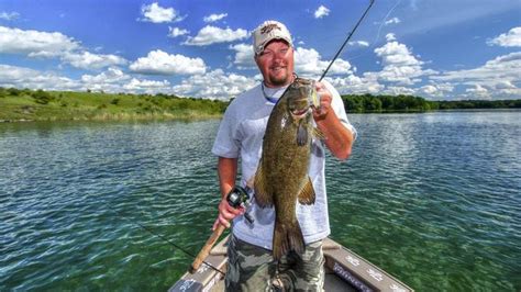5 Keys To Catching River Current Smallmouths