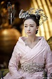 Yu Zheng Shares How Wu Jinyan Prepares For Her Roles | DramaPanda