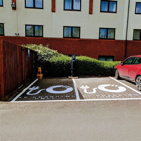 Da li je hotel premier inn hemel hempstead central hotel pogodan za osobe sa invaliditetom? Holiday Inn Hemel Hempstead | PlugShare