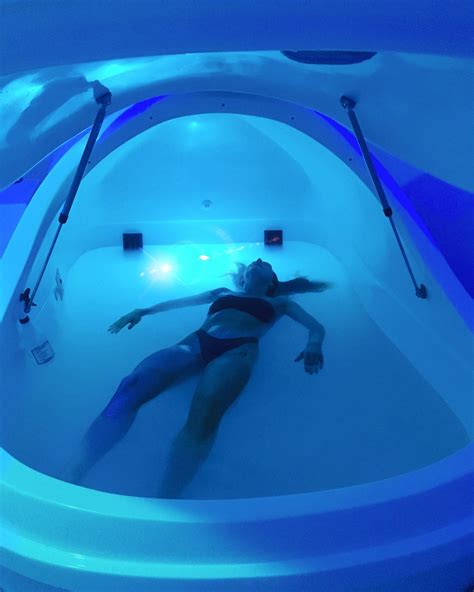 Top Eleven Health Benefits Of Float Therapy Artofit