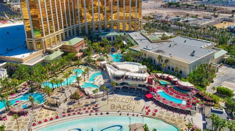 Best Pools In Las Vegas On The Strip And Downtown 2022