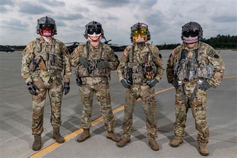 Dvids Images Black Hawk Crew Chief Portrait Image 9 Of 12