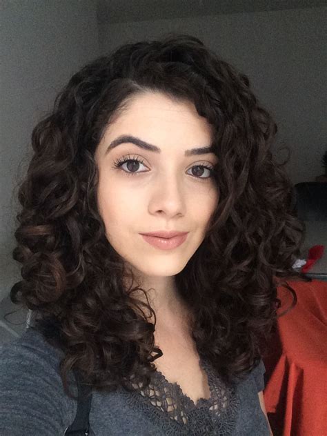 Love Her Hair And Complexion Haircuts For Curly Hair Work Hairstyles Curly Hair Cuts Permed