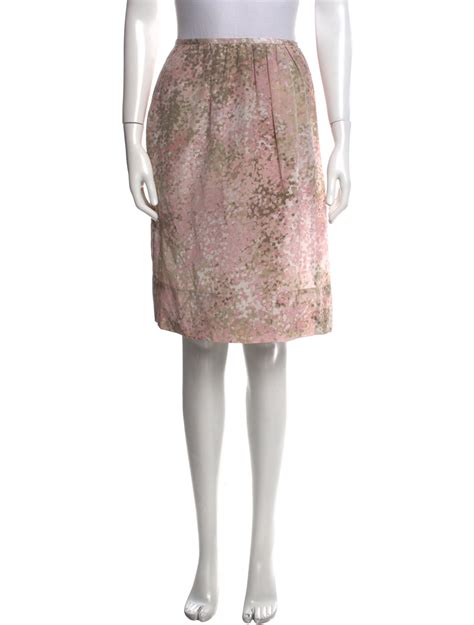 Akris Punto Silk Knee Length Skirt W Tags Pink Skirts Clothing