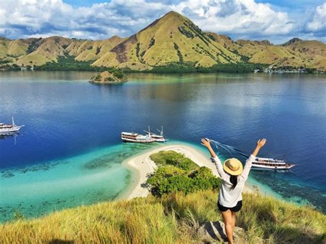 Komodo National Park Visit Snorkeling Island Tour 3 Day Komodo Tour