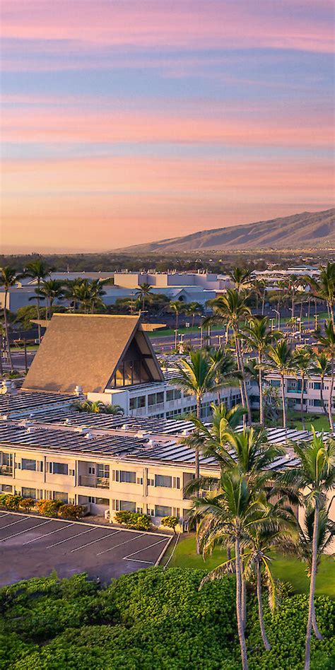 Maui Beach Hotel™ An Ocean View Hotel In Kahului Maui Near Airport