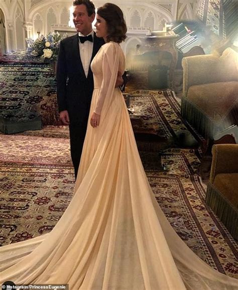 Princess Eugenie S Wedding Dress Designer Shares Unseen Photographs Of