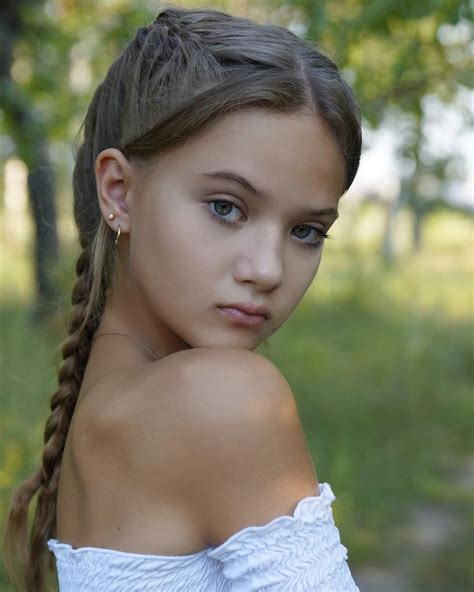 Pin On Little Girl Models