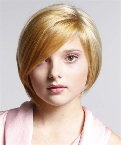And then you wash them and make different fashions with it many women like to even play with their hair they seem to enjoy it, but old women seemed. 25+ Short Hair Trends for Round Faces Chosen for 2021 ...