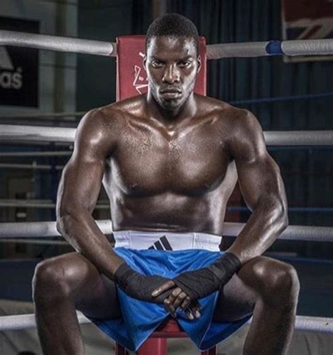 Team Gb Boxer Lawrence Okolie Turns Professional Daily Mail Online