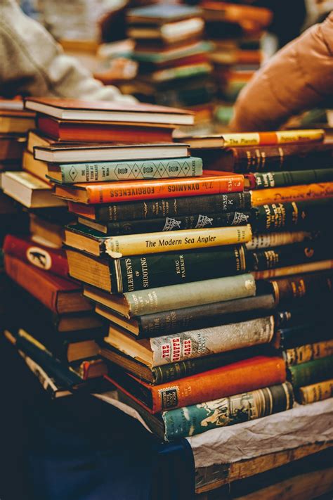 Book Fair Pictures Download Free Images On Unsplash