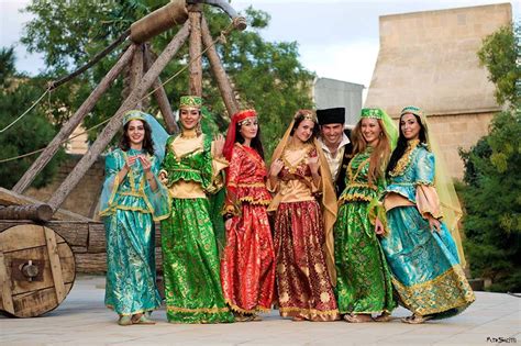 Embajada de la república de azerbaiyán en la república argentina. National Azerbaijani clothes ^^ | Azerbaijani clothing ...