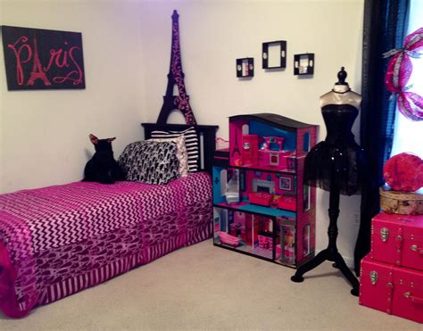 Little Girls Bedroom To 13 Year Olds Dream Room Chloes Awesome Board