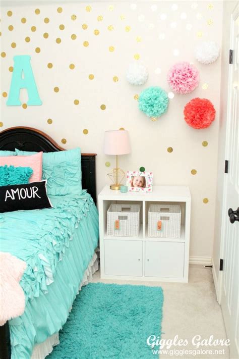 The pink lamp next to the bed is perfect for teens who love to read before sleeping. Tween Girls Bedroom Makeover | Tween girls bedroom ...