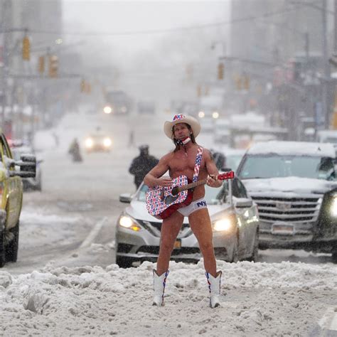 Neither Rain Nor Snow Nor A Pandemic Discourages Nycs Naked Cowboy Wsj