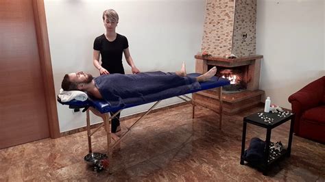 Practice Of Massage Lomi Lomi Nui Youtube