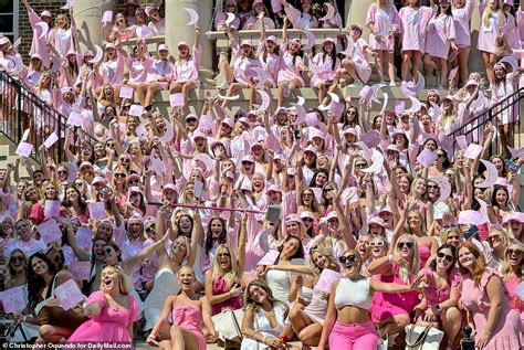 Ex Bama Rush Sorority Girl Dishes On The Toxic Culture Of Greek Life Daily Mail Online