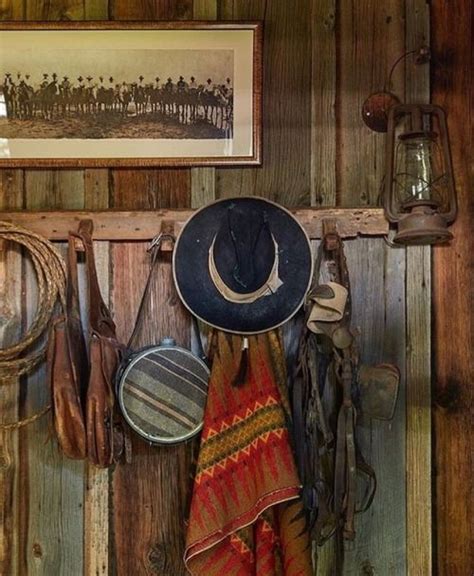 Pin By Deanah On Cowboys Ranch Decor Cabin Decor Ranch House