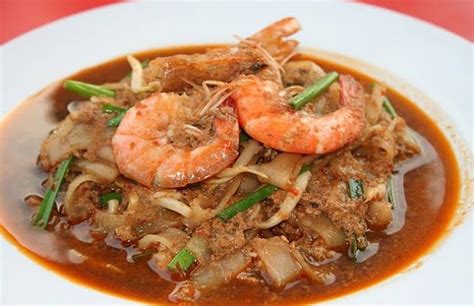 Some kwetiau goreng are made plain without any protein and some are made similar to this version. Resepi Kuey Teow Goreng Basah Yang Ringkas - My Resepi Menarik
