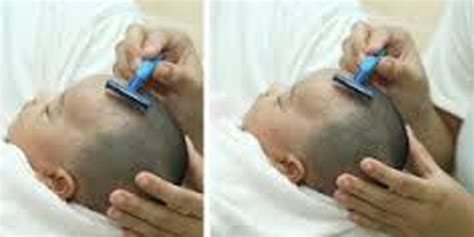 Islam menggalakkan amalan mencukur rambut bayi sehingga botak supaya segala kekotoran yang keluar daripada rahim dapat. Bacaan Doa Mencukur Rambut Bayi Baru Lahir dan Doa Meniup ...