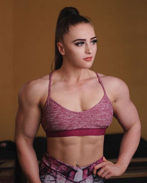 Julia Vins Muscle Barbie Sur Instagram The Most Popular Question In The Comments Is How Many