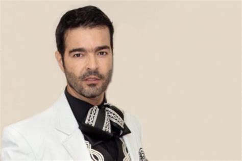 Listen to music by pablo montero on apple music. Pablo Montero se unirá con otro cantante para realizar una ...