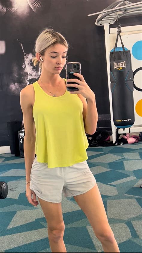 Tw Pornstars 1 Pic Stella 💕 Twitter Being Naughty At The Gym 😝💦 4 11 Pm 25 Feb 2022