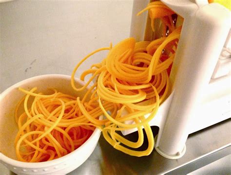 Kale Me Maybe: My New Obsession: Spiralized Vegetables