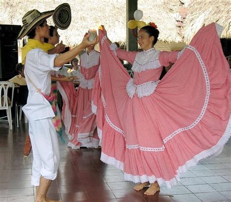 33 Things Only Colombians Will Understand Trajes Tipicos Colombianos