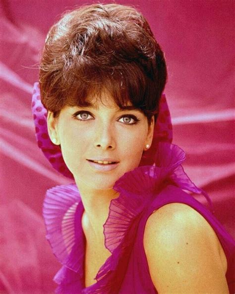 Glamorous Photos Of Suzanne Pleshette In The S In Suzanne