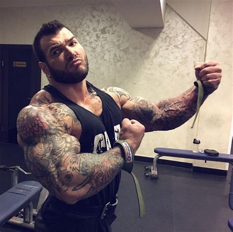 Bodybuilders Hunk Beard Instagram Muscles Result Image Muscle