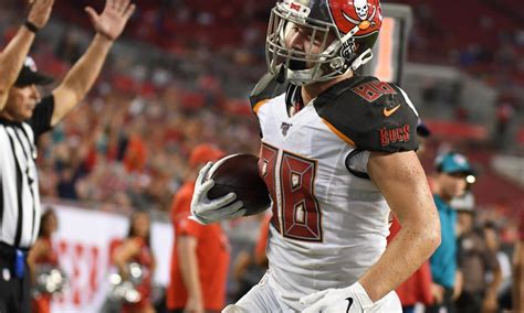 Bucs Make Roster Moves Promote Te Tanner Hudson To Active Roster