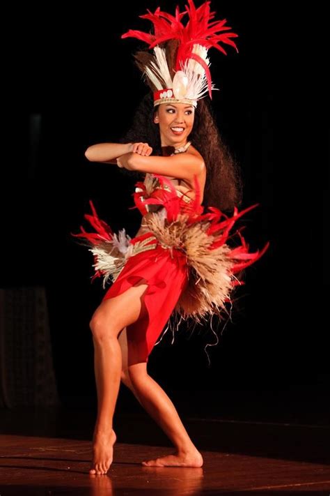 Pin By Maria Morales On Polynesia Tahitian Dance Tahitian Costumes Hawaiian Dancers