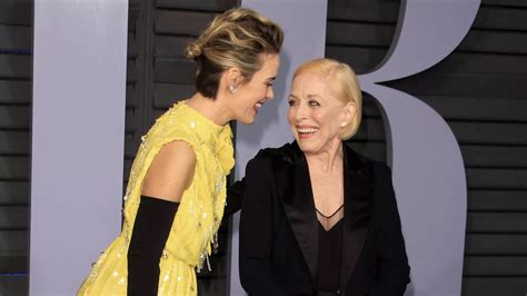 sarah paulson posts series of tributes for girlfriend holland taylor s 78th birthday