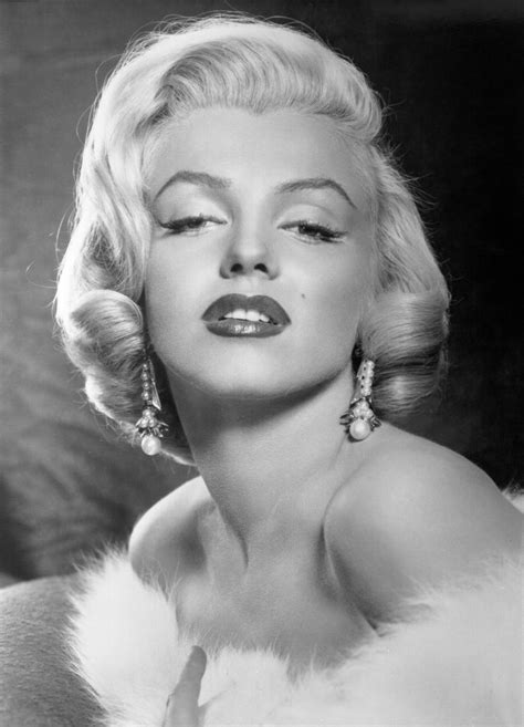 Old Hollywood Beauty Secrets That Are Too Good Not To Use Old Hollywood Marilyn Monroe Photos