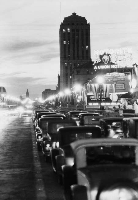 Peak Hour Evening Traffic Along Wilshire Blvd 1931