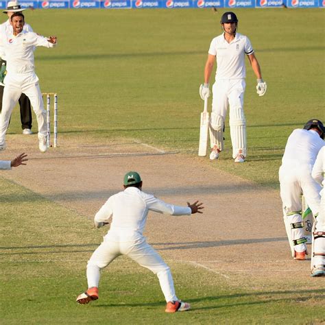 Pakistan Vs England 3rd Test Day 4 Hosts Turn Up The Heat On Cook