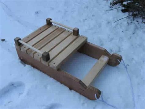 Online shopping for sports & outdoors from a great selection of snow sleds, saucer sleds, snow tubes, toboggans, luges, big horn sleds & more at everyday low prices. DIY snow sled - Handyman tips