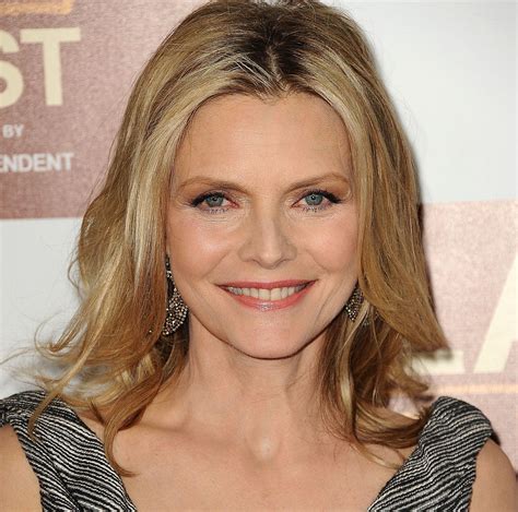 Michelle Pfeiffer Worked At Disneyland As Alice From Alice In