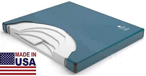 Waterbeds have a protective cover to provide extra. US 98% WAVELESS WATERBED Mattress (California King 72x84 ...