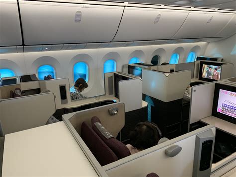 Review Japan Airlines B787 8 Business Class