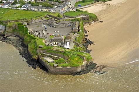 Duncannon Light Range Front Lighthouse In Near Duncannon Waterford