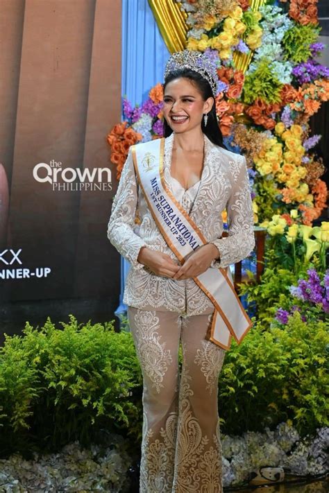 Pauline Amelinckx Is The First The Miss Philippines