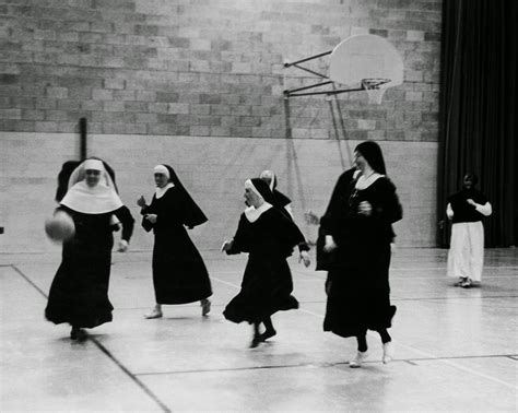 Vintage Everyday Nuns Nuns Nuns Here Are Vintage Pictures Of Nuns Having Fun From The S