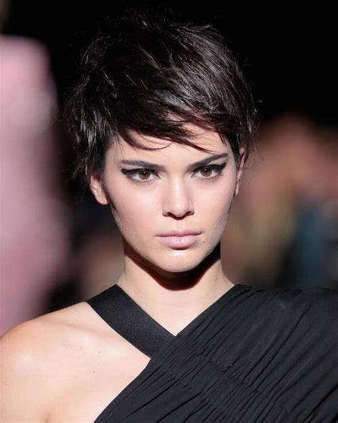 21 Trendy Short Haircut Images And Pixie Hairstyles Youll Really Love Hairstyles
