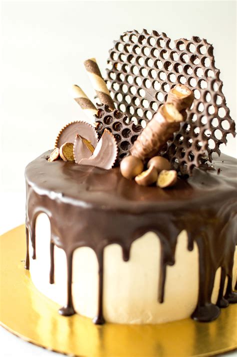So, for those chocolate lovers, here is. Reese Peanut Butter Chocolate Spread Cake - chocolate + connie