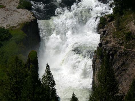 Best Time To See Mesa Falls In Idaho When To See Rove Me