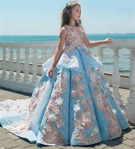 Luxury Blue Girls Pageant Dress Ball Gown With Floral Appliques