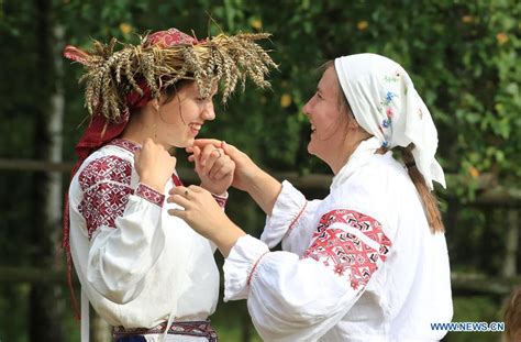 People Celebrate Annual Dozhinki Festival In Minsk Belarus Xinhua