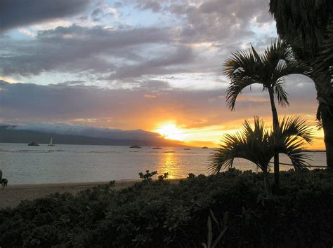 Sunset From Lahaina Shores Beach Resort Maui Lahaina Shores Shores